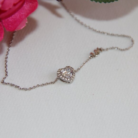 New in Box Michael Kors Sterling Silver Heart CZ Bracelet - Picture 12 of 13